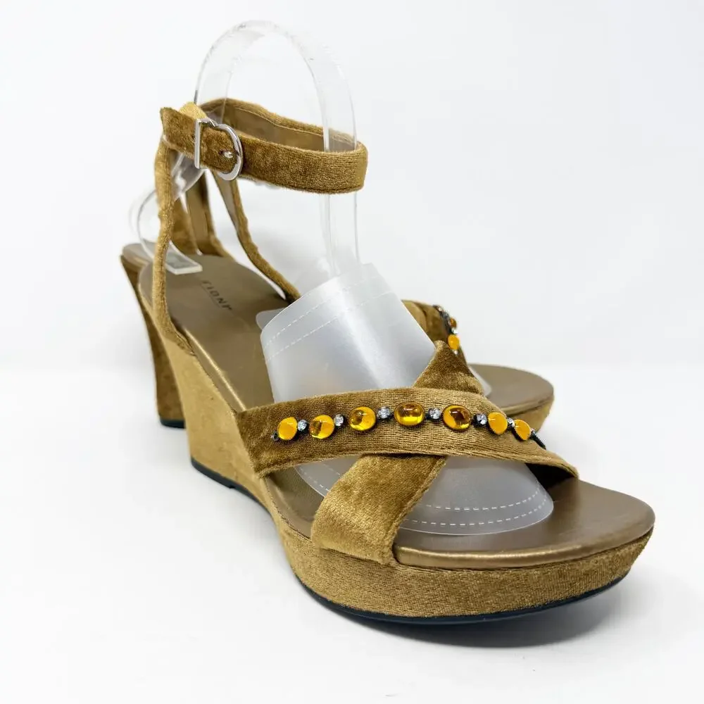 NWOB Vintage Y2K Fioni Gold Velvet Wedge High Heels Women's Sz 9 Jewel Accents
